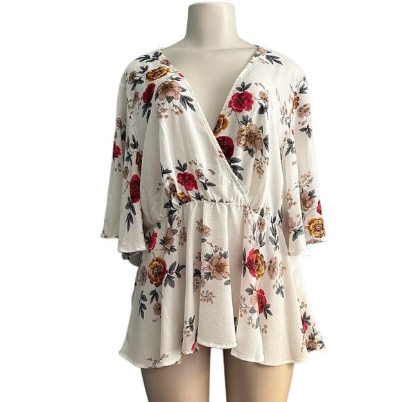 Florals on Cream Faux Wrap Front Flutter Short Sleeve Peplum Blouse Plus Size 2X - Picture 2 of 7